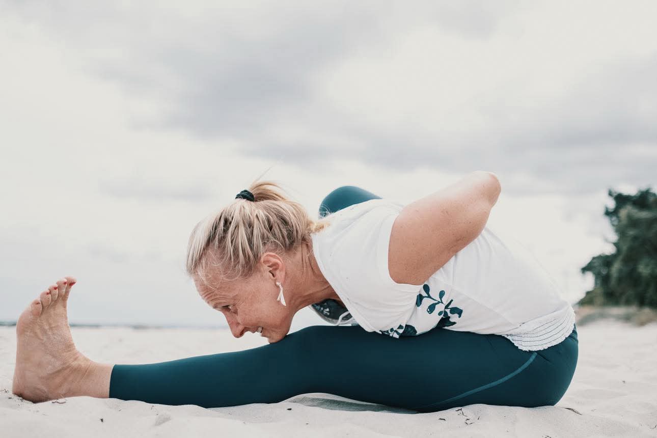 YOGA MED ANNE SVÄRDFELDT